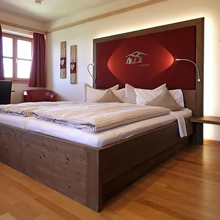 Schaetzlhof Ohg 3*