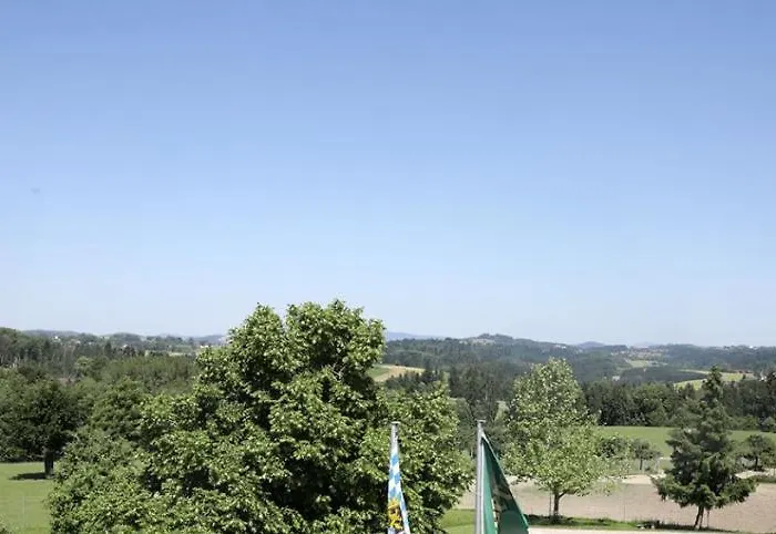 Schaetzlhof Ohg 3*
