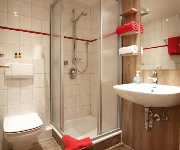 Schaetzlhof Ohg فندق 3*